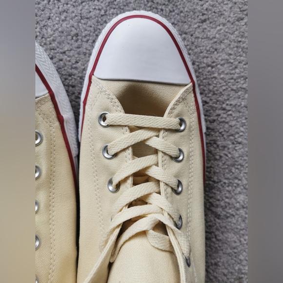 NEW Converse Chuck Taylor All Star High Classic Light Yellow Sneakers Sz13 - Picture 3 of 7